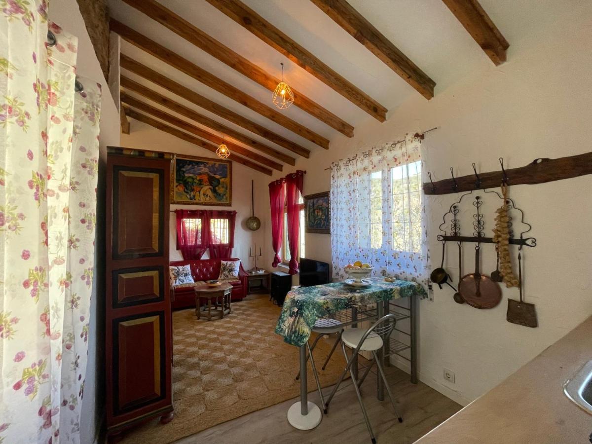 Casa Fidelina II Miraflores De La Sierra Kültér fotó