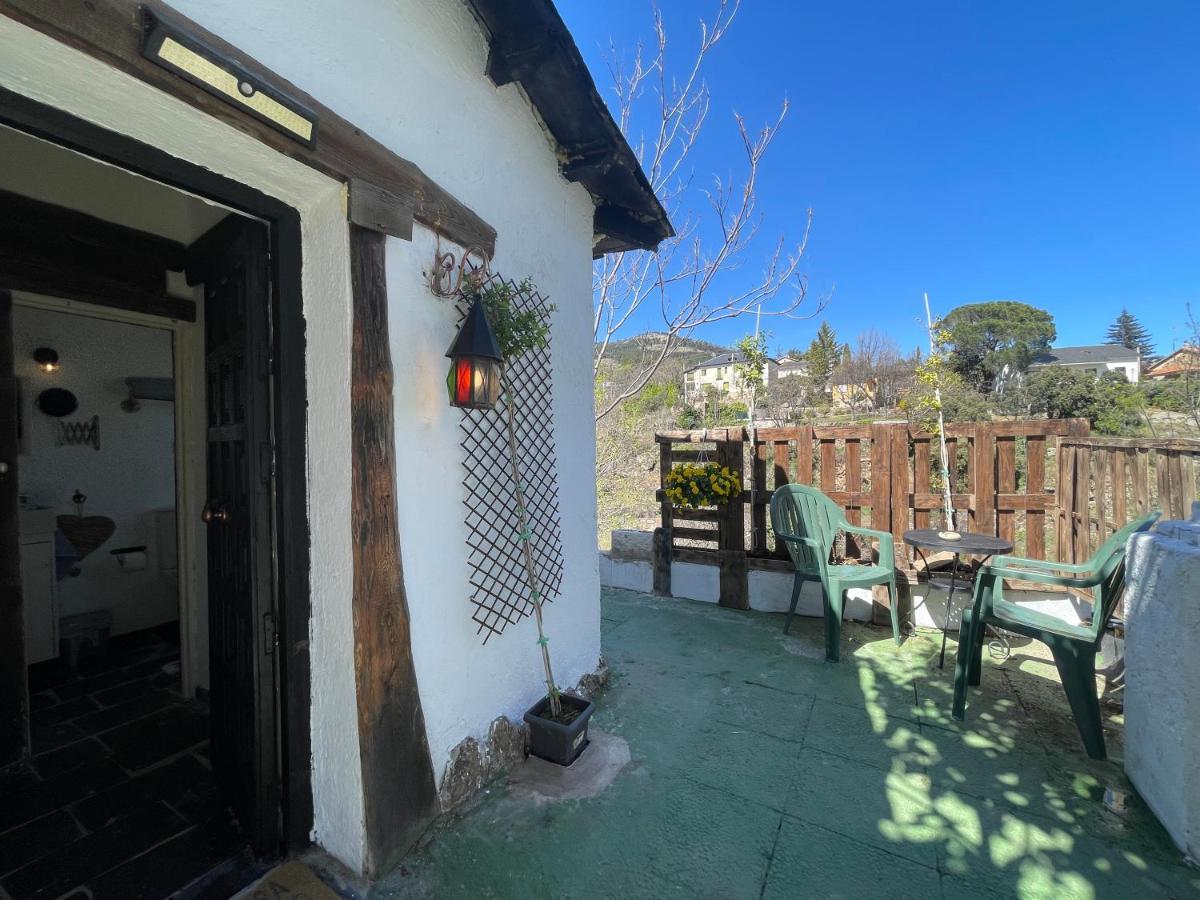 Casa Fidelina II Miraflores De La Sierra Kültér fotó